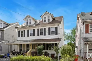 348 Jefferson Ave, Bristol, PA 19007 - Photo 15