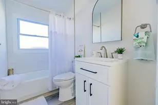 252 N Olds Blvd, Fairless Hills, PA 19030 - Photo 25