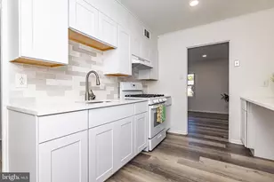 252 N Olds Blvd, Fairless Hills, PA 19030 - Photo 5