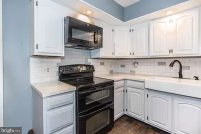 29 Vividleaf Lane, Levittown, PA 19054 - Photo 11