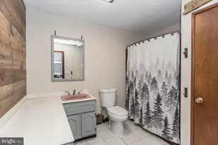 29 Vividleaf Ln, Levittown, PA 19054 - Photo 17