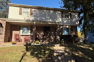 737 Lynwood Dr, Feasterville-Trevose, PA 19053 - Photo 1