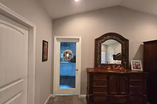 1700 Colonial Dr, Feasterville-Trevose, PA 19053 - Photo 45