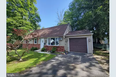 402 Larchwood Avenue, Feasterville-Trevose, PA 19053 - Photo 1