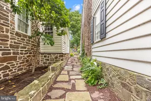 111 S State St, Newtown, PA 18940 - Photo 29