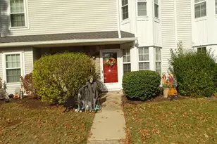 109 Hopkins Ct, Holland, PA 18966 - Photo 1