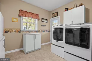 942 Roeloffs Ct, Yardley, PA 19067 - Photo 21