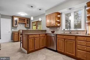 942 Roeloffs Ct, Yardley, PA 19067 - Photo 17