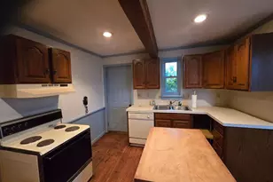 6 Township Line Rd, Line Lexington, PA 18932 - Photo 5