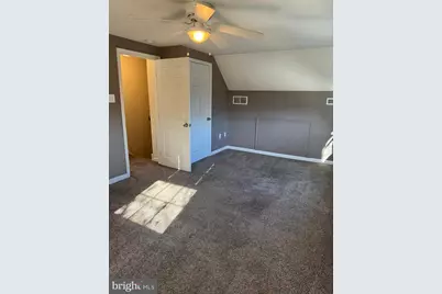 24 Robin Hill Lane, Levittown, PA 19055 - Photo 35