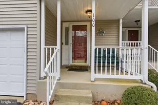 100 Bishops Gate Ln, Doylestown, PA 18901 - Photo 3