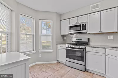 105 Hopkins Court, Holland, PA 18966 - Photo 9