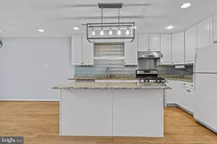 61 Sunrise Ct, Feasterville-Trevose, PA 19053 - Photo 11