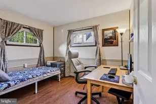 47 Plumbridge Dr, Levittown, PA 19056 - Photo 9