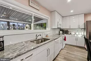 47 Plumbridge Dr, Levittown, PA 19056 - Photo 3