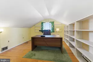 5 Glen Dr, Yardley, PA 19067 - Photo 17