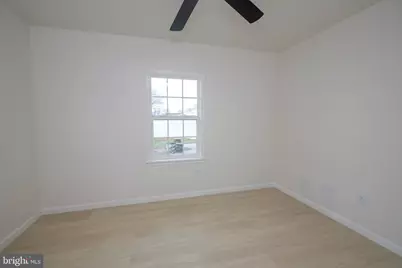 30 Mistletoe Lane, Levittown, PA 19054 - Photo 23