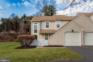 1811 Hennessy Dr, Southampton, PA 18966 - Photo 3