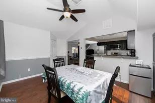 58 Rocky Pool Ln, Levittown, PA 19055 - Photo 11