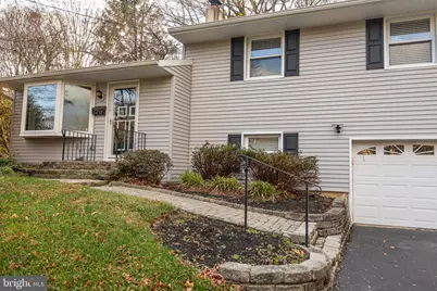 2016 Shadybrook Lane, Feasterville-Trevose, PA 19053 - Photo 5