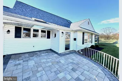 29 Hope Road, Levittown, PA 19056 - Photo 5