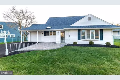 29 Hope Road, Levittown, PA 19056 - Photo 3