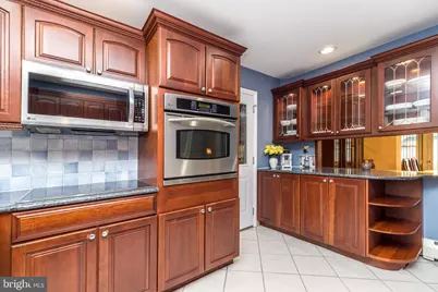 29 Hope Road, Levittown, PA 19056 - Photo 13