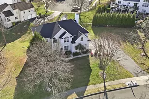 977 Hickory Ridge Dr, Chalfont, PA 18914 - Photo 1