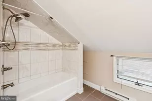 7 Indian Red Rd, Levittown, PA 19057 - Photo 23