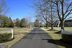 4 Pine Heritage Dr, Newtown, PA 18940 - Photo 7