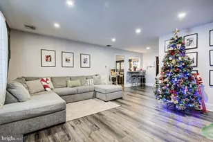 83 Indigo Rd, Levittown, PA 19057 - Photo 11