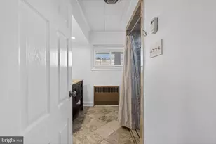 111 Border Rock Rd, Levittown, PA 19057 - Photo 29