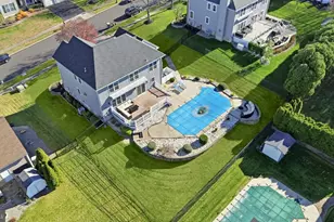 313 Deer Dr, Langhorne, PA 19047 - Photo 3