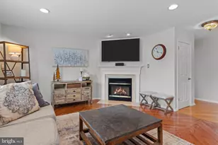 313 Deer Dr, Langhorne, PA 19047 - Photo 11