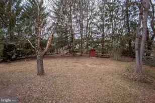 527 Lexington Ave, Chalfont, PA 18914 - Photo 15