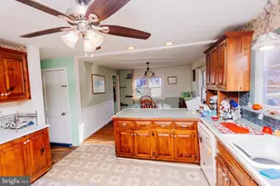 29 Cadwallader Ct, Yardley, PA 19067 - Photo 3
