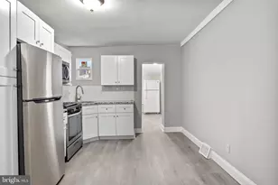 244 Cedar St, Bristol, PA 19007 - Photo 7