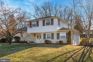 72 E Heron Rd, Southampton, PA 18966 - Photo 1