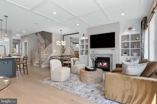 209 Foxhedge Rd, Chalfont, PA 18914 - Photo 5