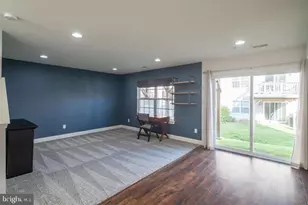 27127 Hickory Ln, Langhorne, PA 19047 - Photo 29