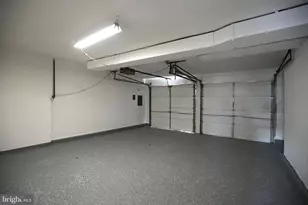 102 Chesapeake Dr, Newtown, PA 18940 - Photo 31