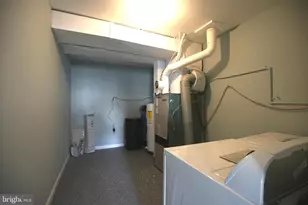 102 Chesapeake Dr, Newtown, PA 18940 - Photo 33