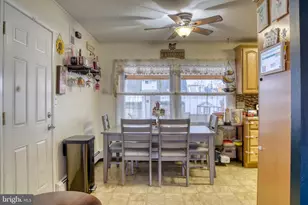 53 Micahill Rd, Levittown, PA 19056 - Photo 11