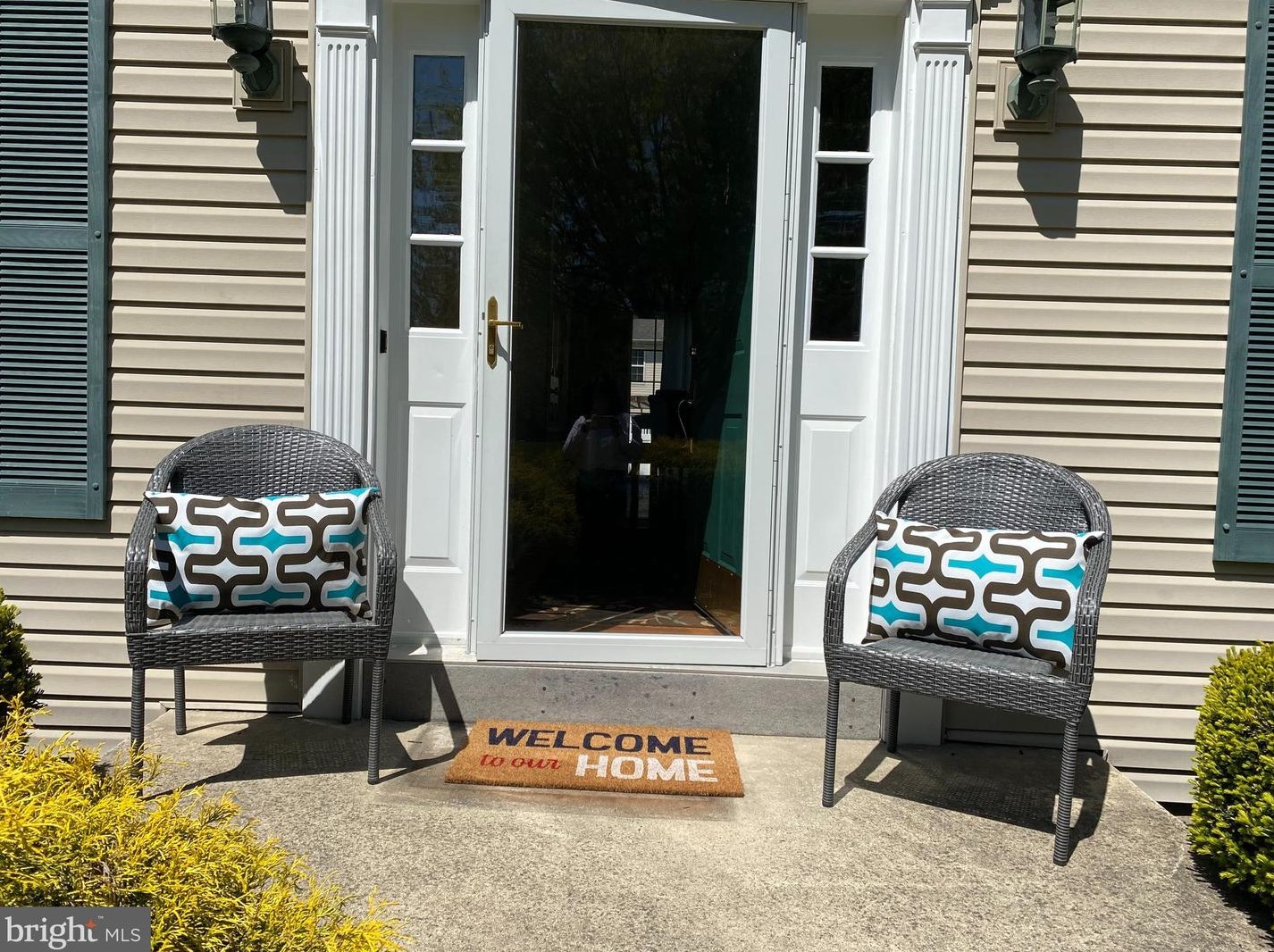 105 Aspen Dr, Sellersville PA  18960-1659 exterior