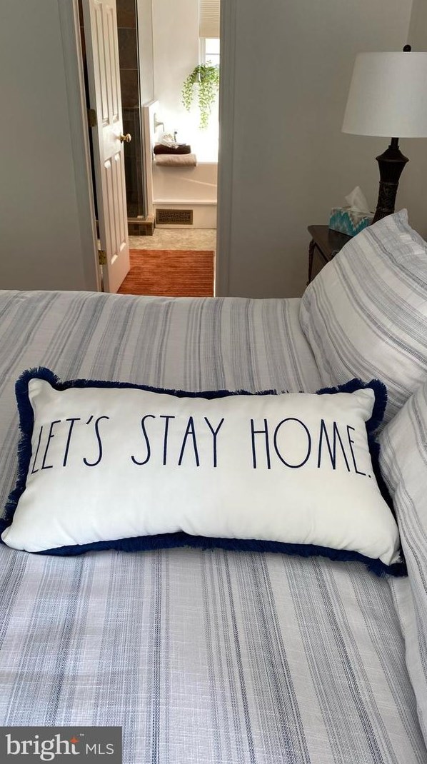 105 Aspen Dr, Sellersville PA  18960-1659 exterior