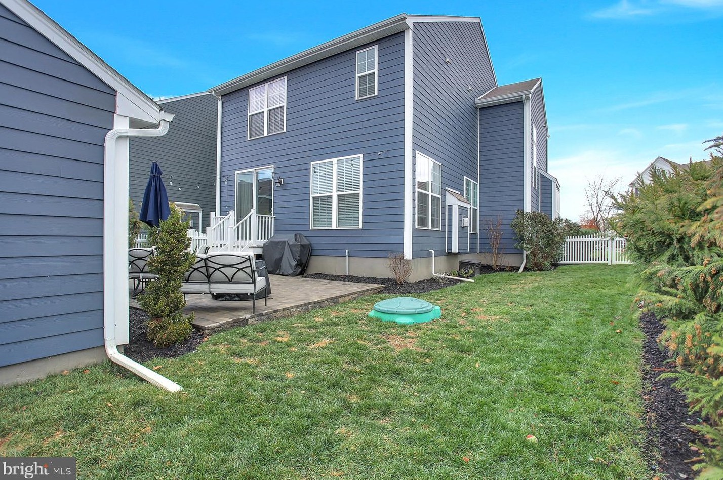 421 Old Farm Ln, Navy Sup Dpt PA  17050-4117 exterior