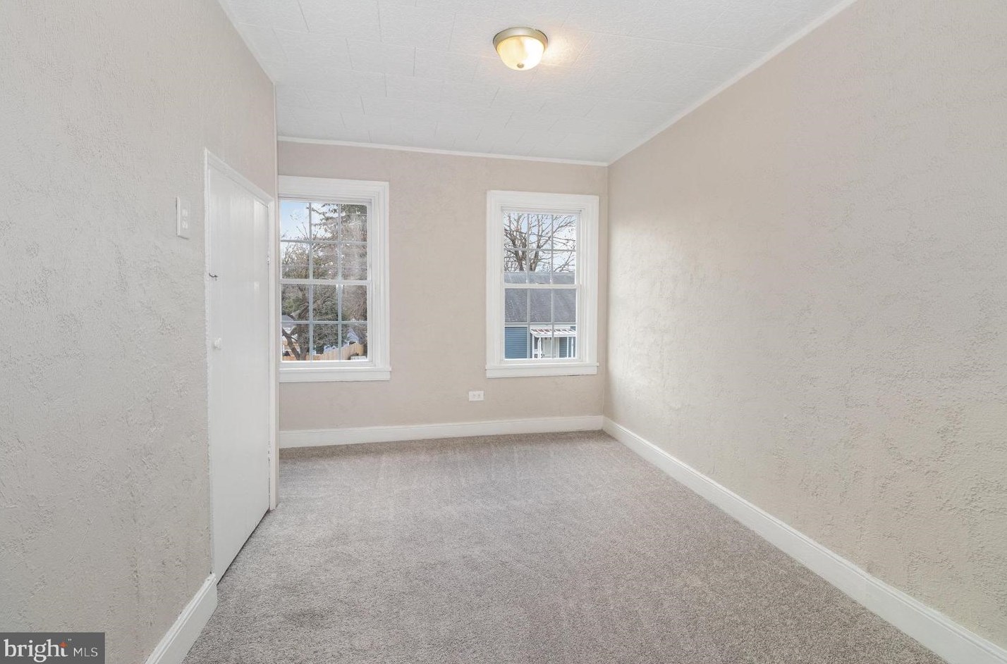 107 Walnut St, Navy Sup Dpt PA  17055-3365 exterior
