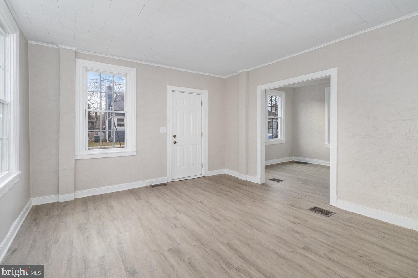 107 Walnut St, Navy Sup Dpt PA  17055-3365 exterior