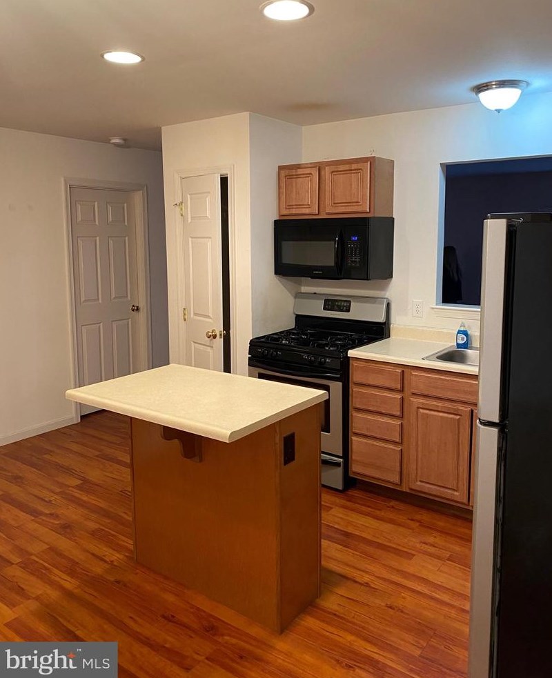 61 Queen Ave, West Enola PA  17025-2339 exterior