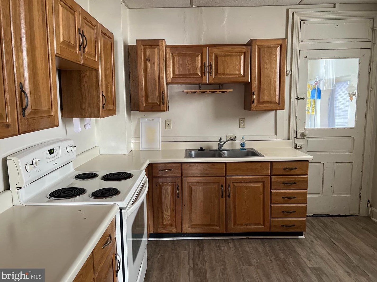 117 Walnut St, Carlisle PA  17013-3869 exterior